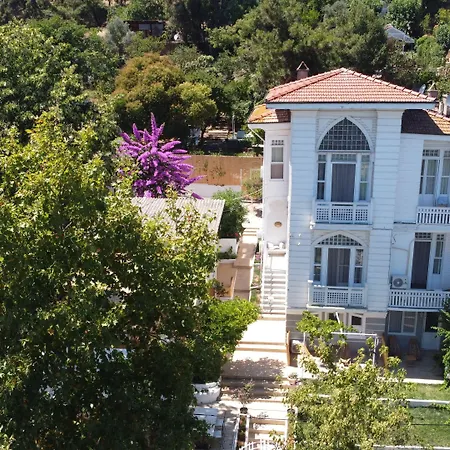Otel Ikigai Rıfat Adalar